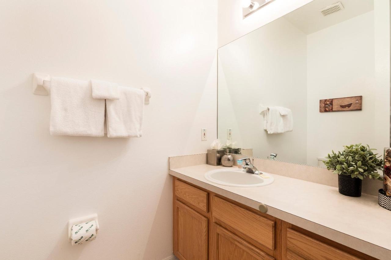 3Br 3Bath Pvt Townhome Patio 15Min Disney 1291Ft كيسيمي المظهر الخارجي الصورة
